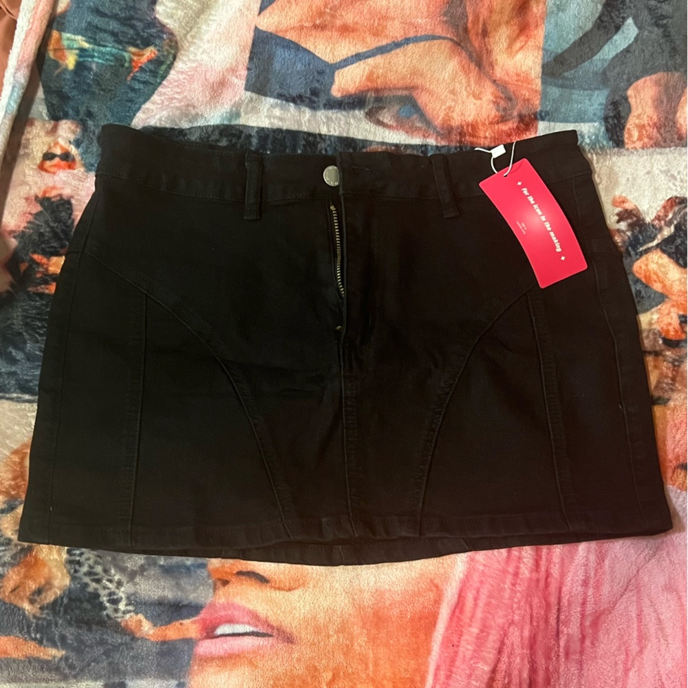Black denim skirt